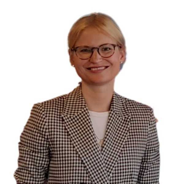 Dr. Sarah Schmid-Nürnberg
